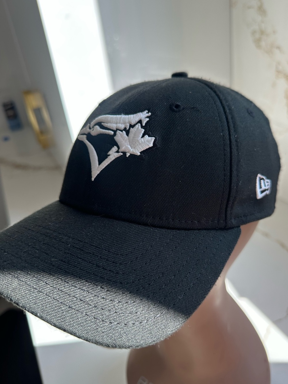 New Era Blue Jays baseball cap black & white